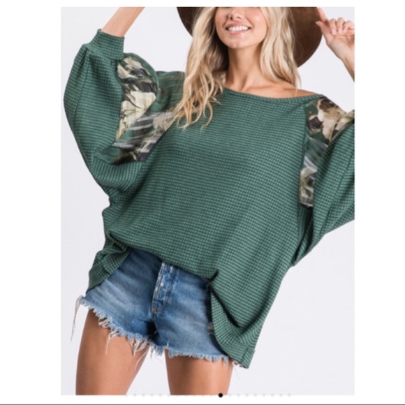 Solid waffle knit mix and matched boxy chic top - Picture 3 of 13